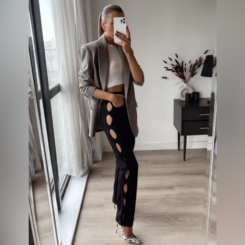 Zara Black Cut-Out Women Jeans